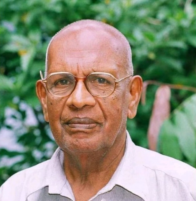 EnMalayalam_Munshi appooppan-DSMPGXfKhG.jpg