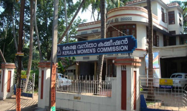 Kerala-Women-Commission-stEJmeLX2h.jpg
