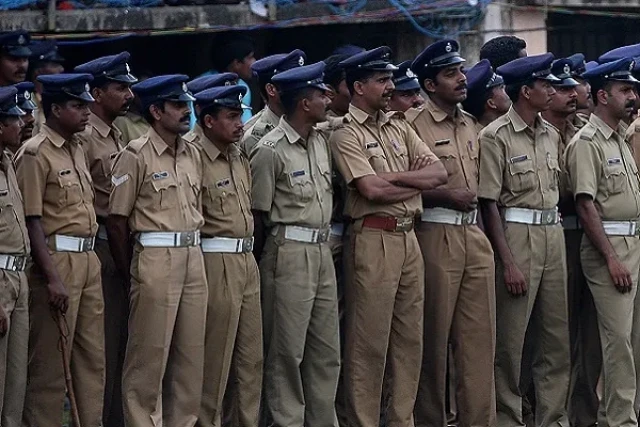 Kerala-police-yNREkUlxL1.webp