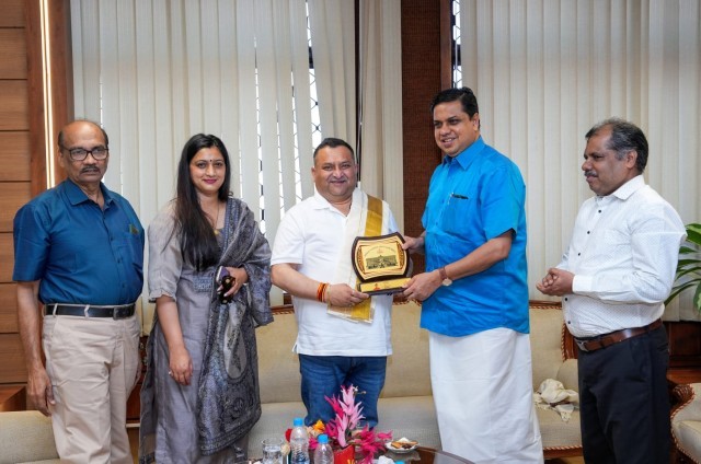 WhatsApp Image 2025-02-18 at 7.53.40 AM-PCDq0Uy7uJ.jpeg