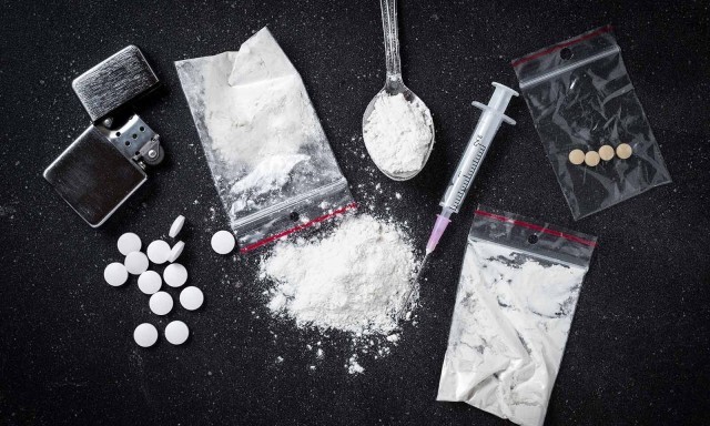 drug-AnikKkynb5.jpg