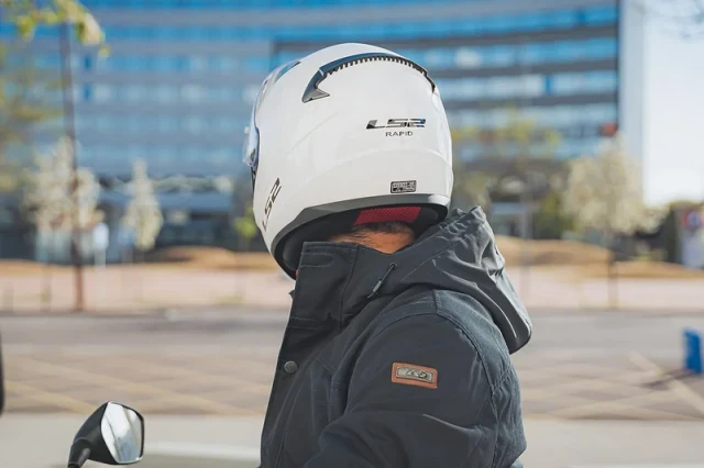 helmet-dB7DuLKE14.webp