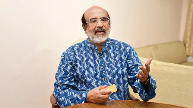 thomas isaac-j8s2RWoTiB.webp