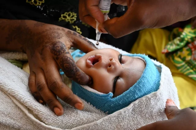 unicef-polio-vaccination-cameroon-UN0668381.jpg-icM7wyZKyT.webp